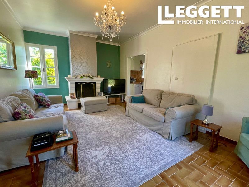 Property photo 3 of 10