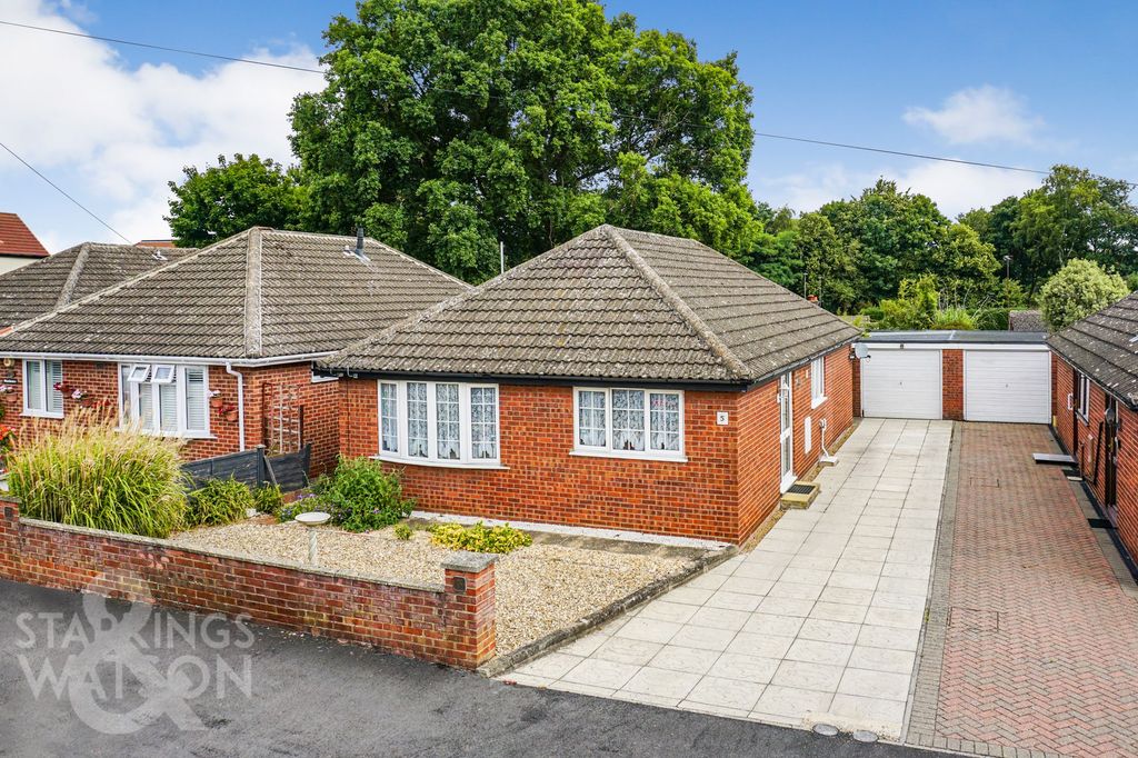 Property photo 1 of 27