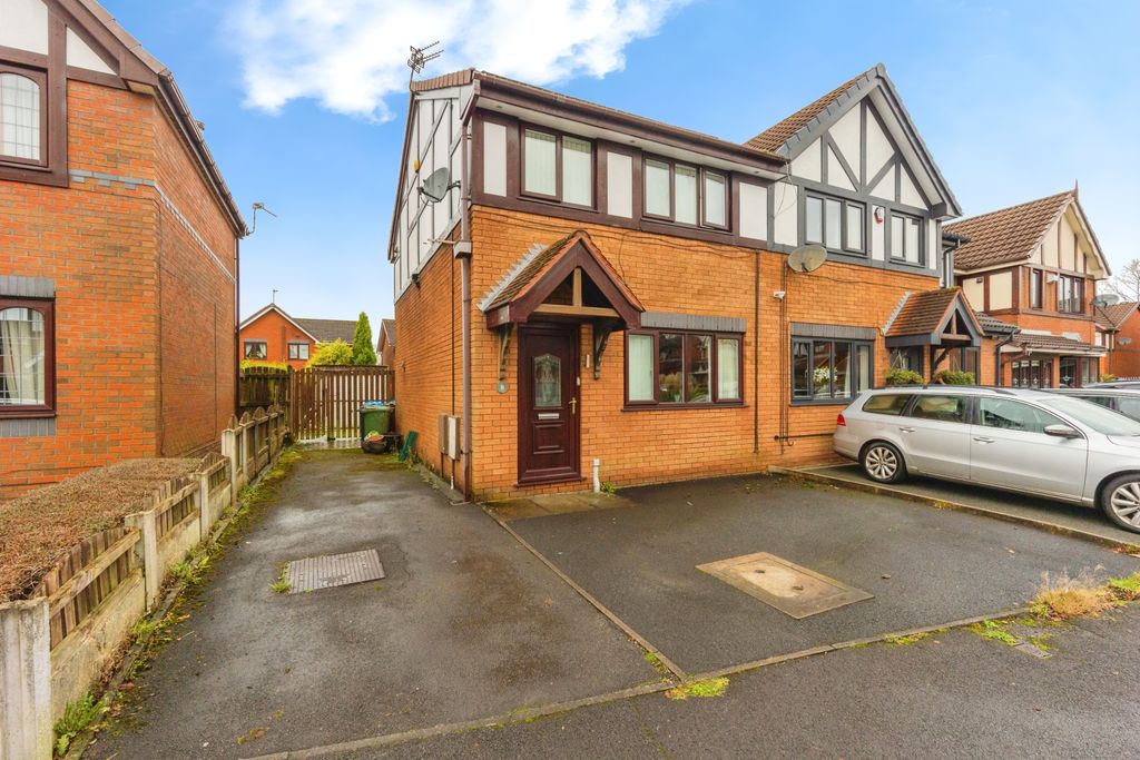 Property photo 1 of 15