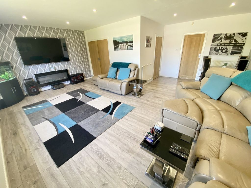 Property photo 2 of 29 Lounge-Dining Room