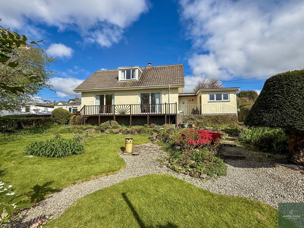 Property photo 1 of 24