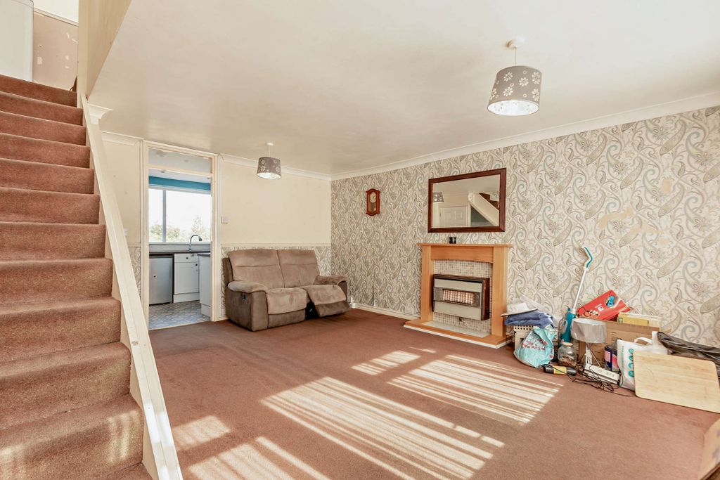 Property photo 2 of 23