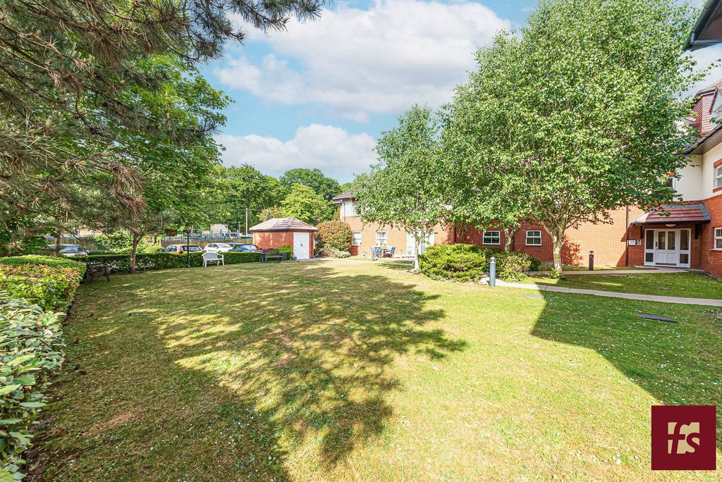 Property photo 2 of 13