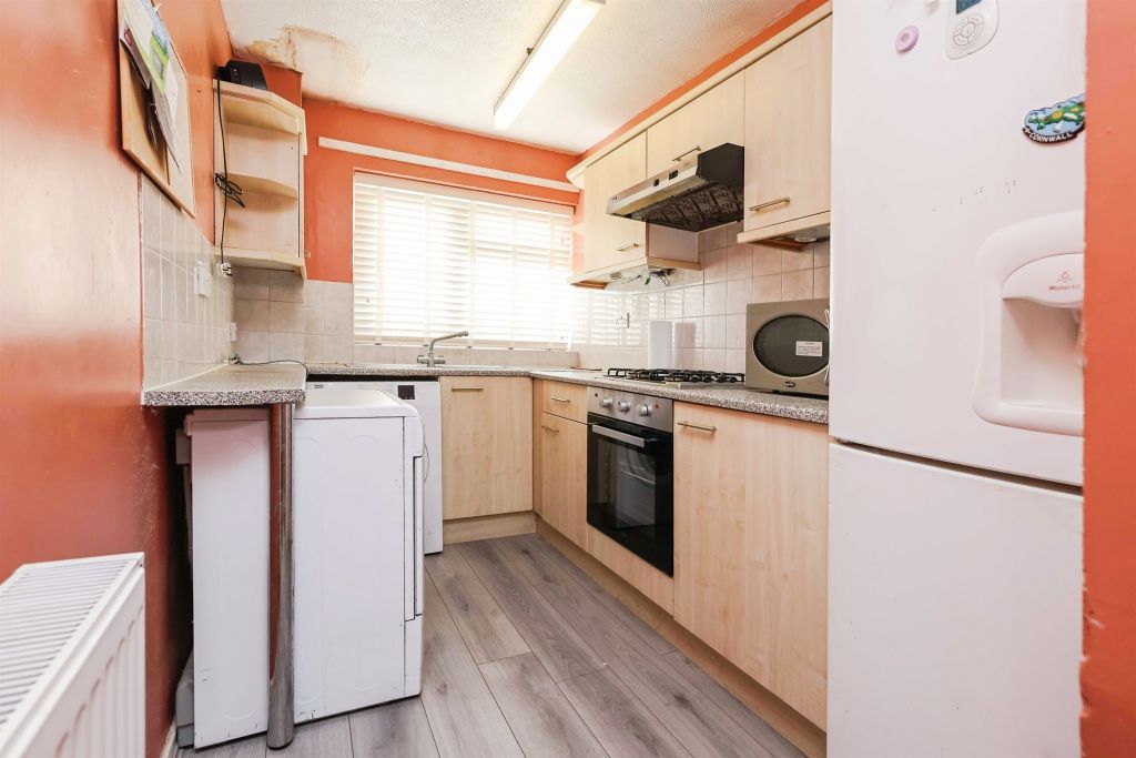 Property photo 2 of 13