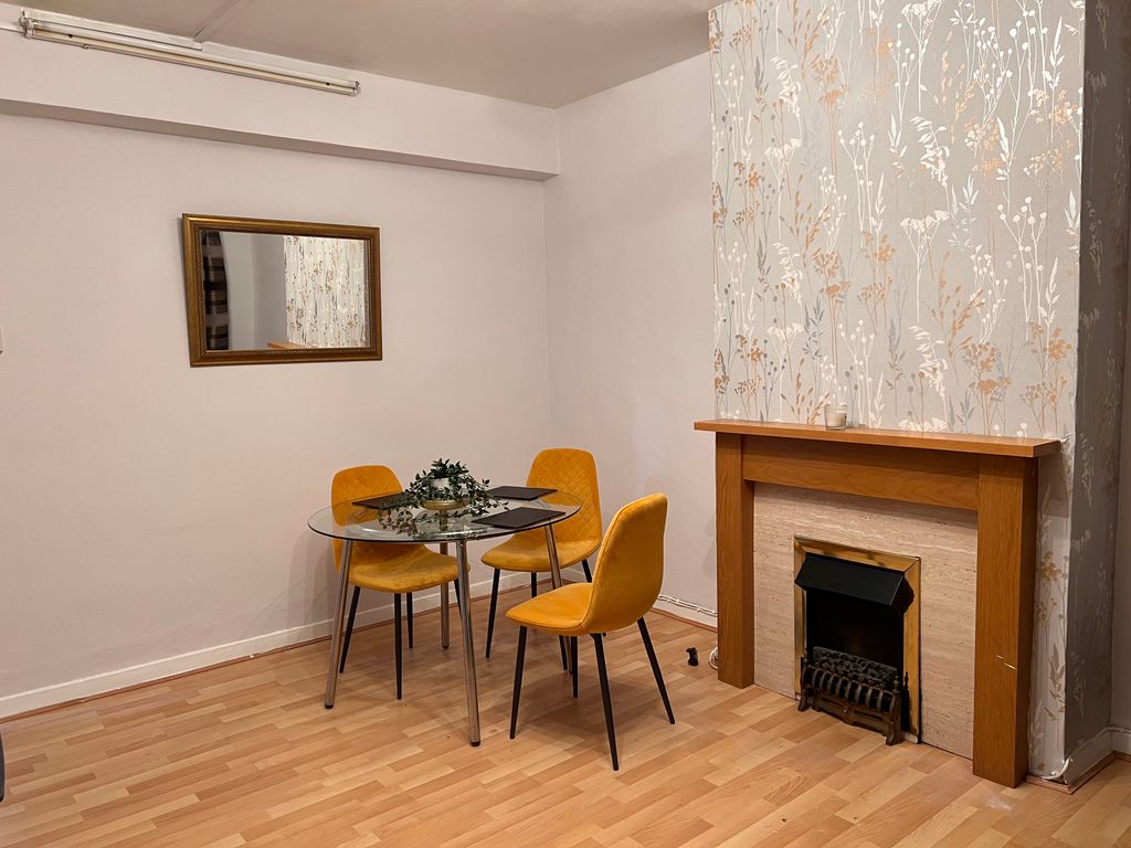 Property photo 2 of 7 2