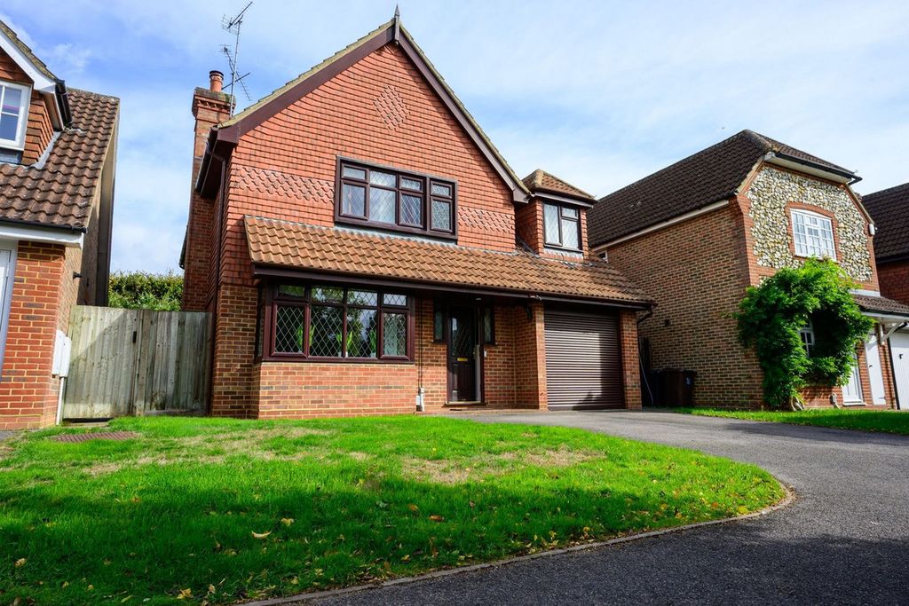 Property photo 1 of 33