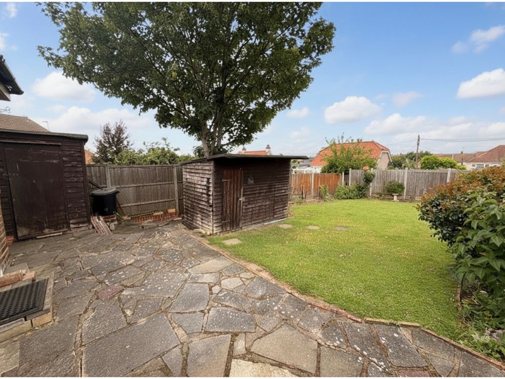 Property photo 2 of 10 Picture No. 28