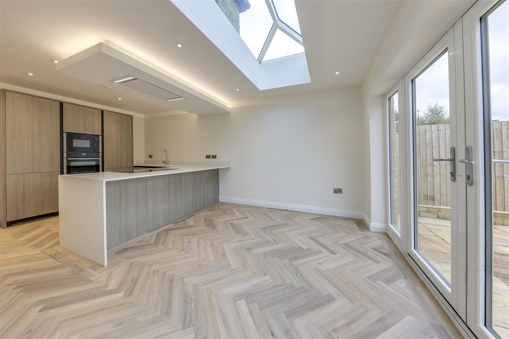 Property photo 2 of 27 Open Plan Kitchen / Dining / Living