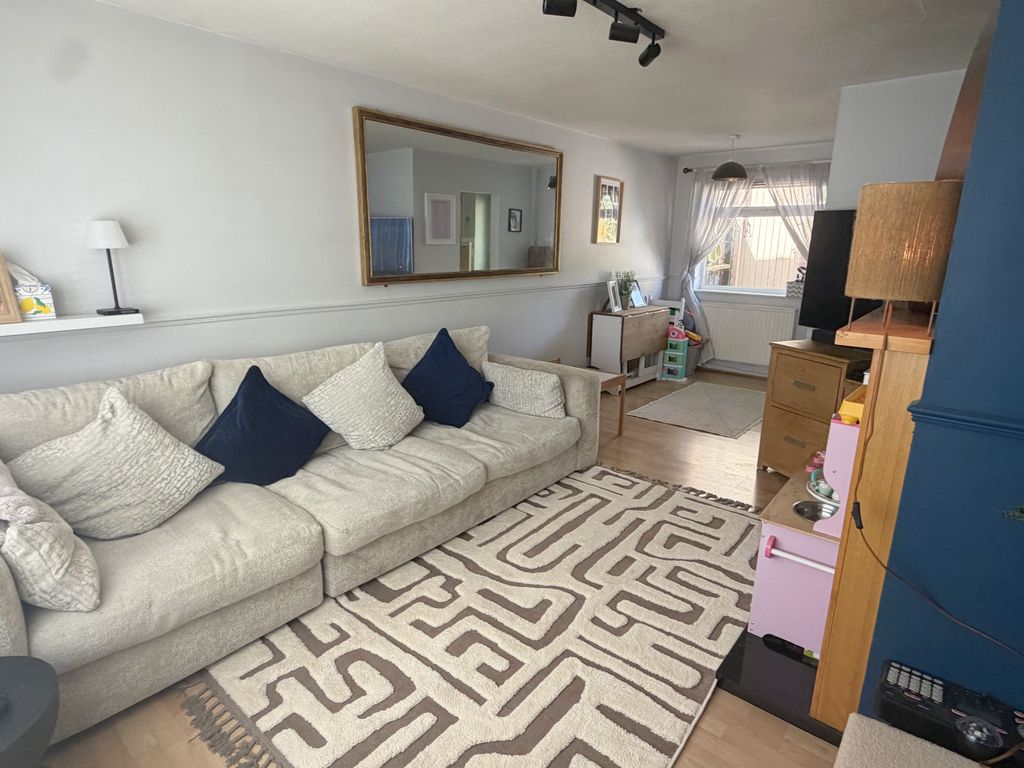 Property photo 2 of 19 Gallery