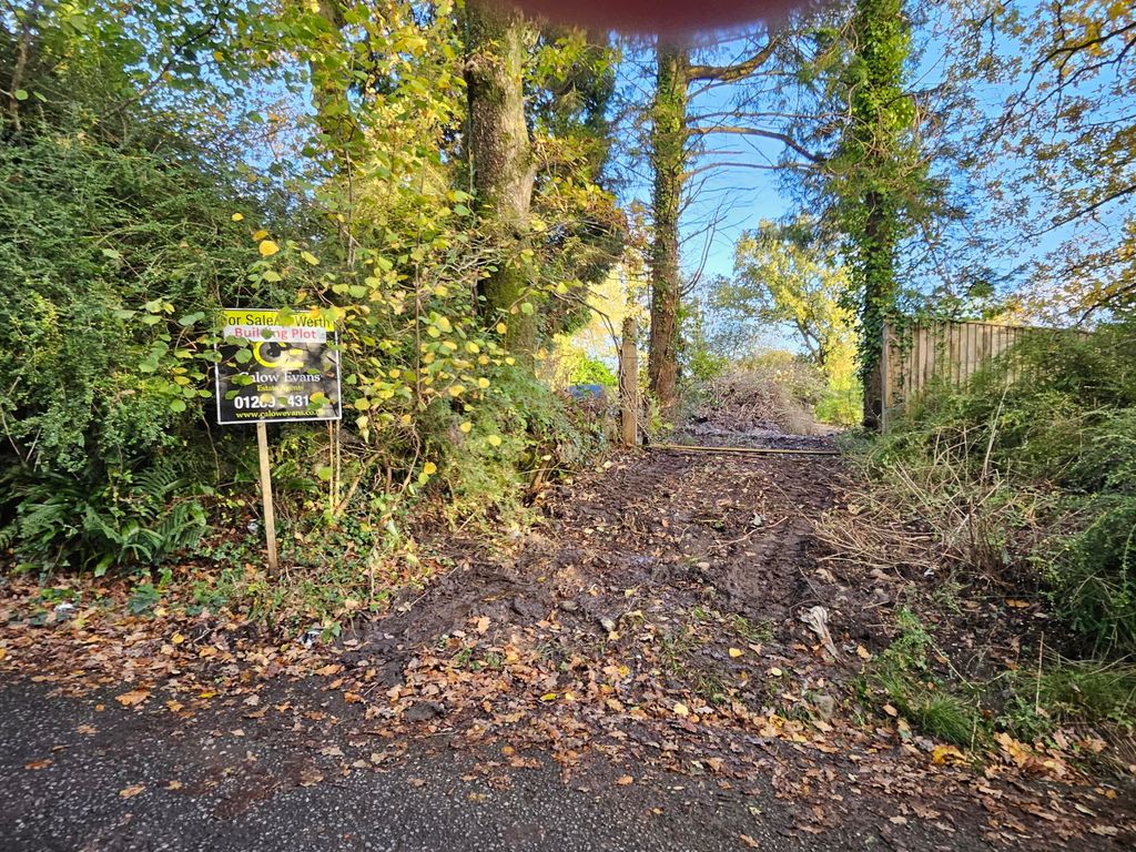 Property photo 1 of 7