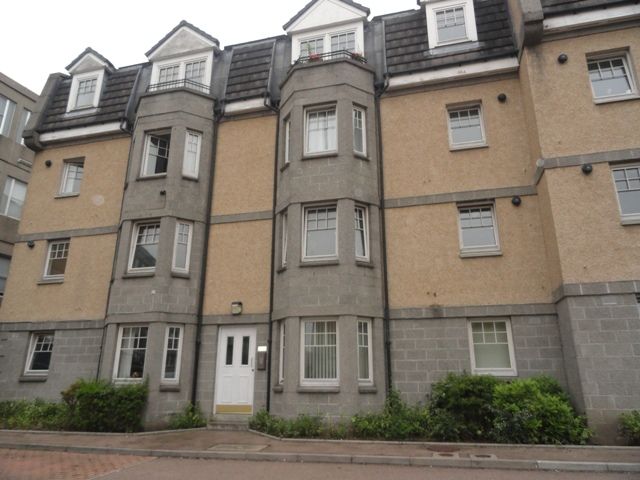Property photo 2 of 10