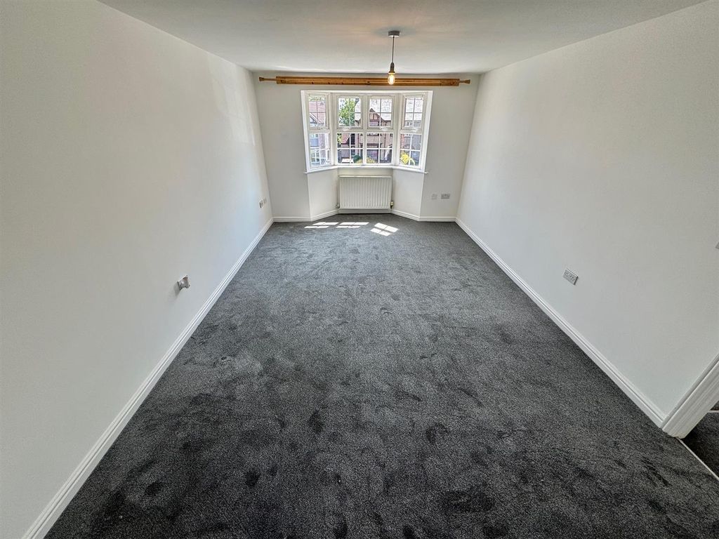 Property photo 2 of 11 Lounge Diner.Jpg