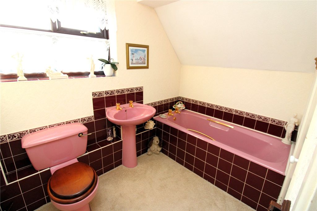 Additional image 20 of 4 bed detached house for saleSandringham Road, Fareham, Hampshire PO14