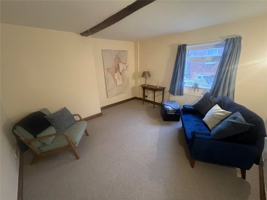 Property photo 2 of 16 Picture No. 05