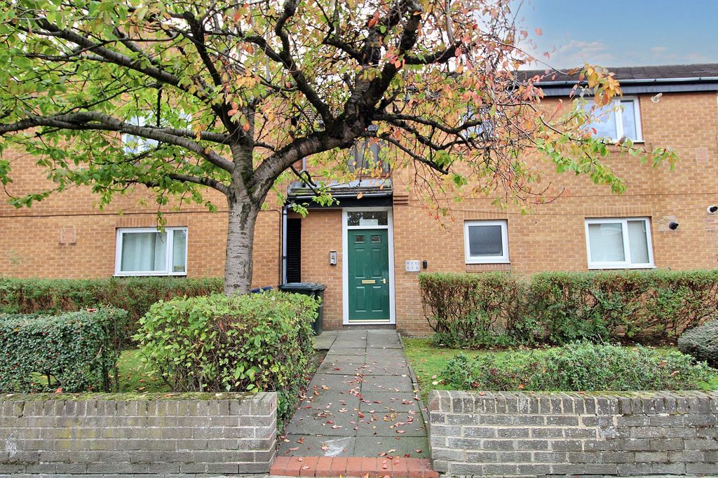 Property photo 1 of 6