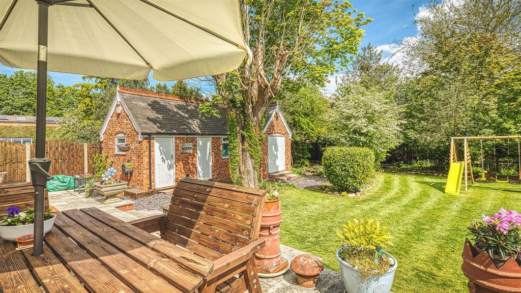 Additional image 53 of 5 bed detached house for saleStation Road, Mickleover, Derby DE3