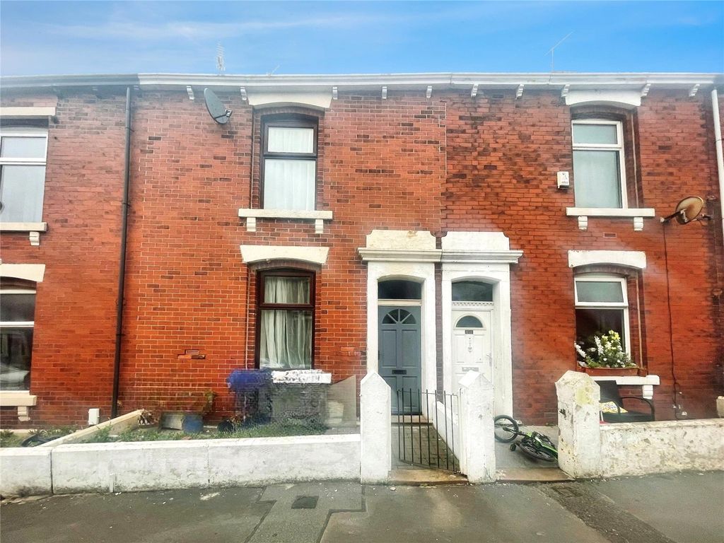 Property photo 1 of 9 Picture No. 11