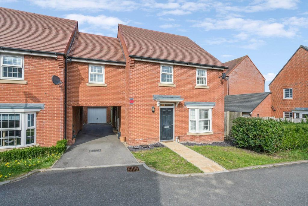 Property photo 2 of 16