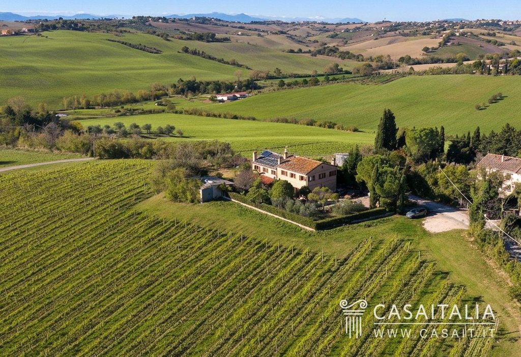 Property photo 1 of 30