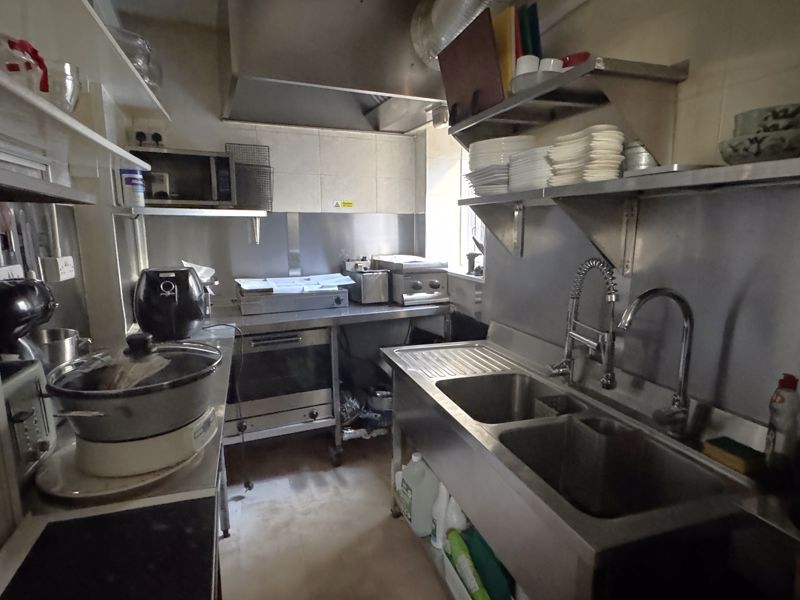 Property photo 3 of 13 Photo 6