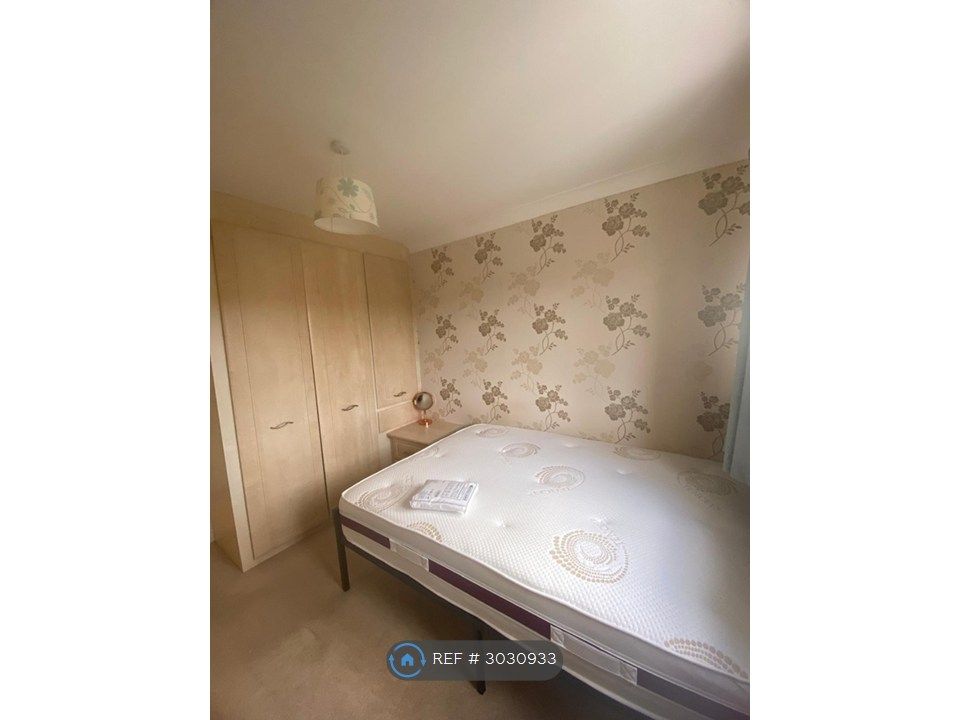 Property photo 2 of 3