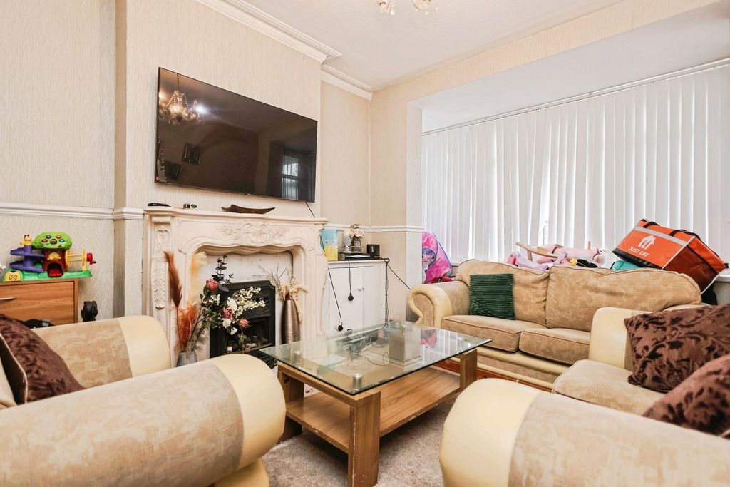 Property photo 2 of 18 Pbox-Img.Jpg