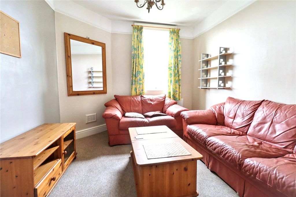 Property photo 3 of 15 Picture No. 06
