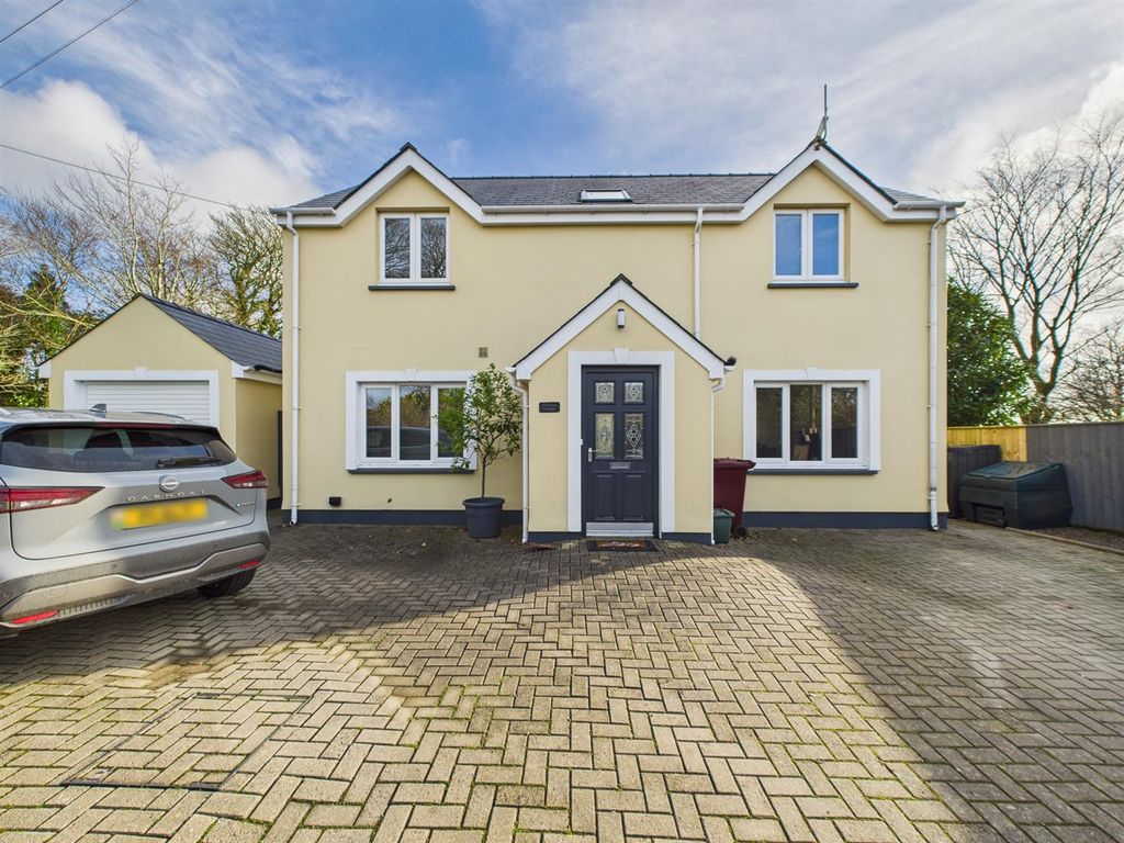 Property photo 3 of 29 Cam05474G0-Pr0049-Still039.Jpg