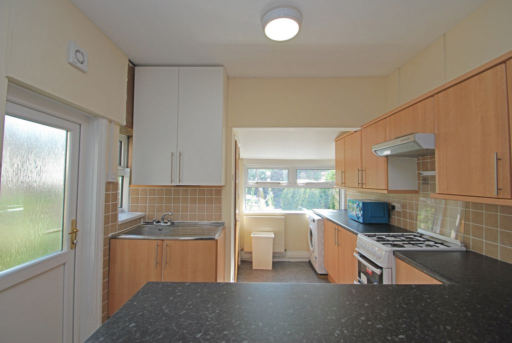 Property photo 2 of 11 Photo 3