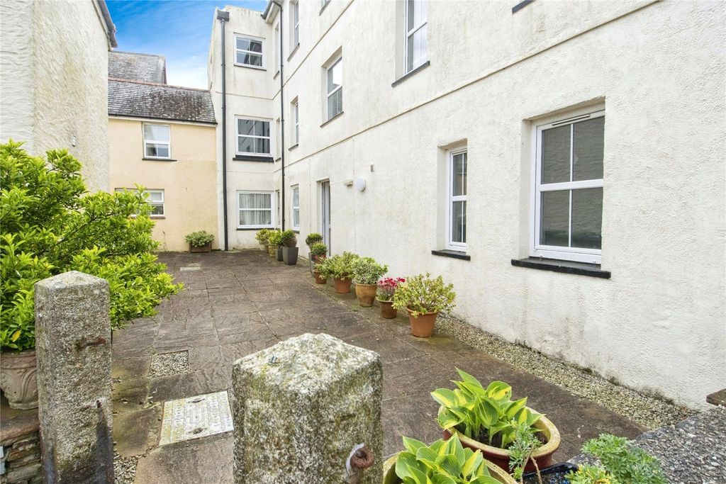 Additional image 13 of 2 bed flat for saleFore Street, Tintagel, Cornwall PL34