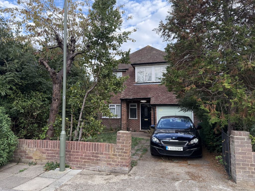 Property photo 1 of 13