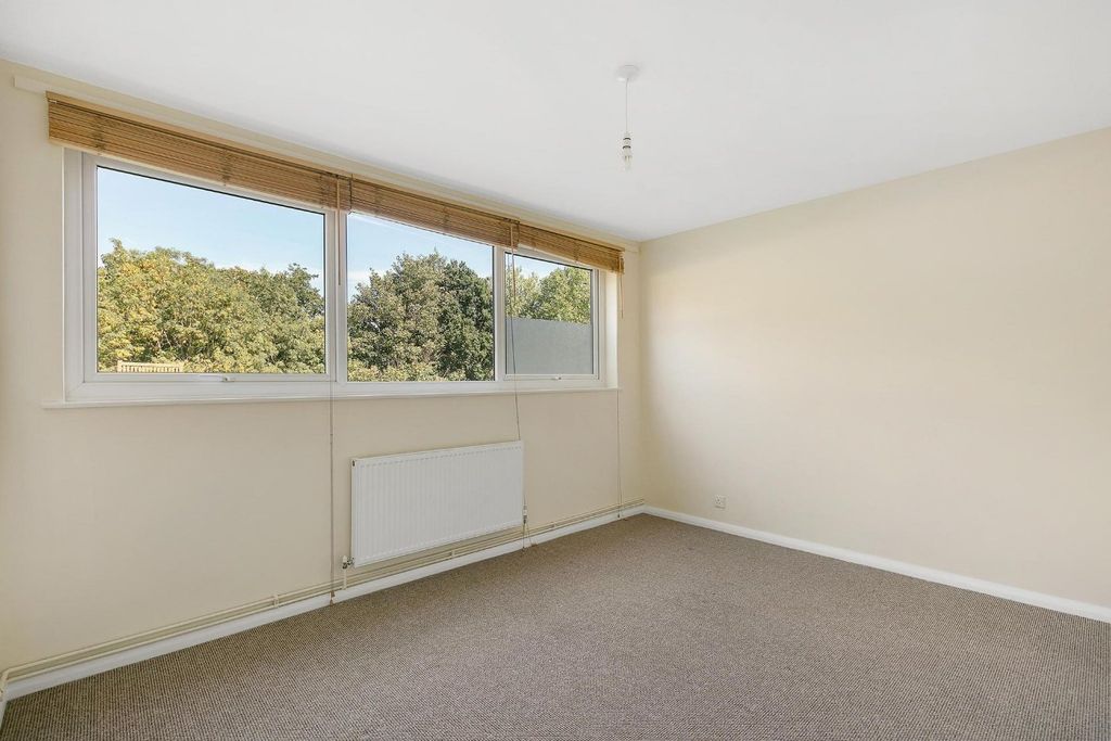 Property photo 3 of 15 Picture No. 13