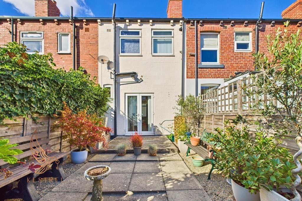 Property photo 2 of 28 32.Png