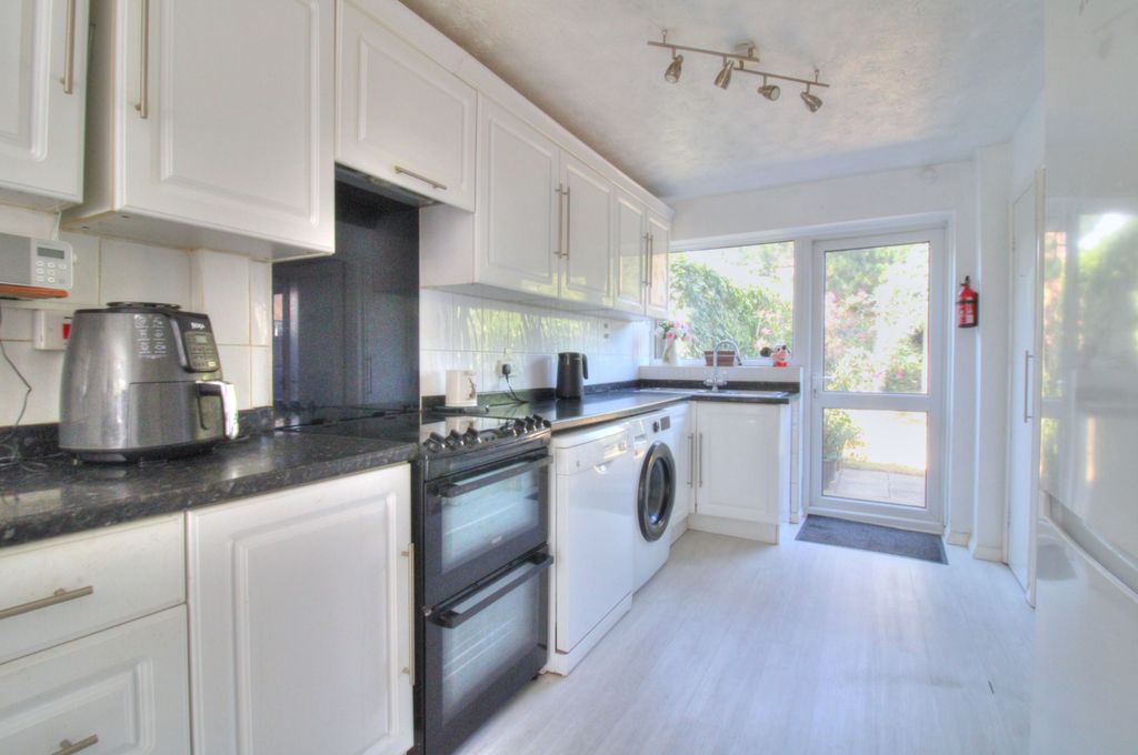 Property photo 2 of 18 Img_7775_6_7