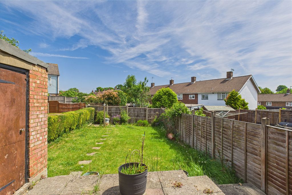 Property photo 3 of 13