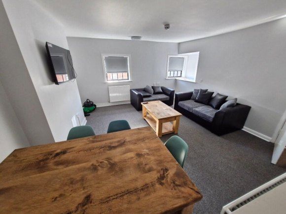 Property photo 1 of 14 9663016.Jpg
