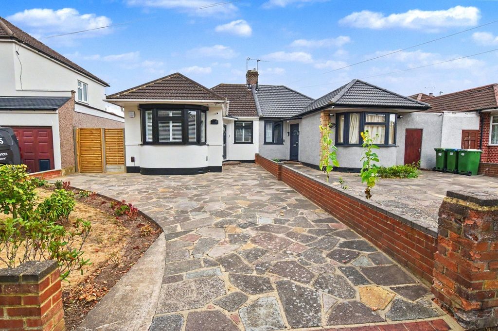 Property photo 1 of 16 Picture No. 21