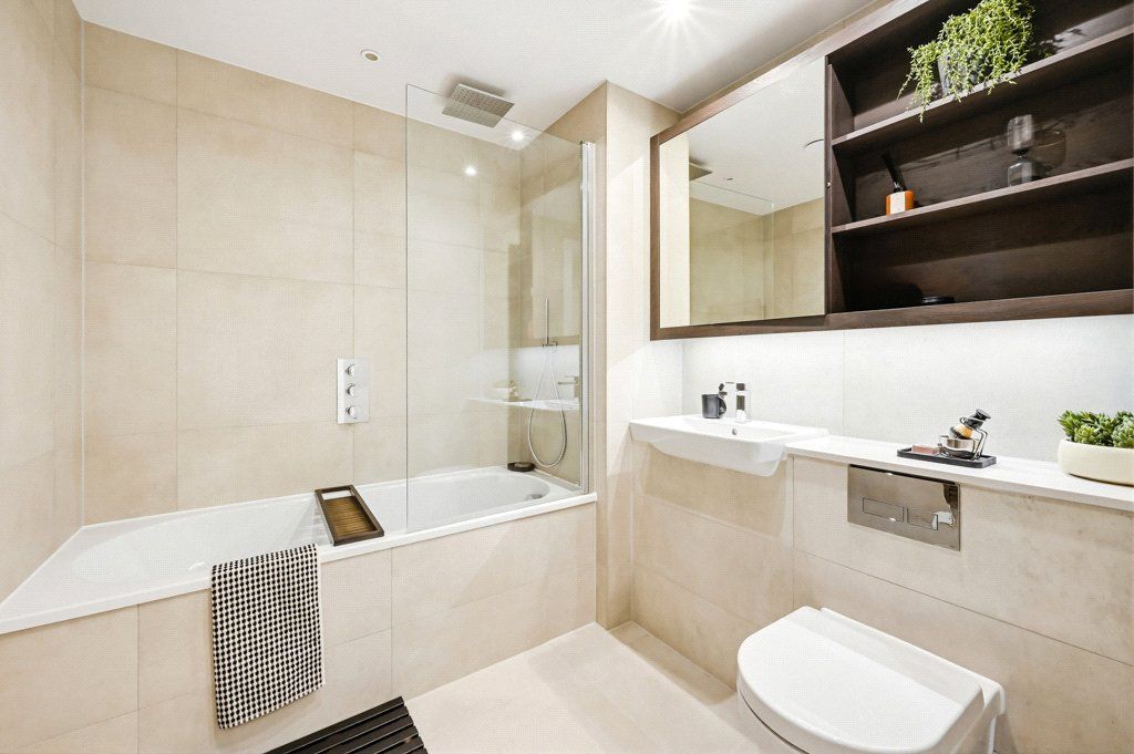 Property photo 3 of 21 Picture No. 02