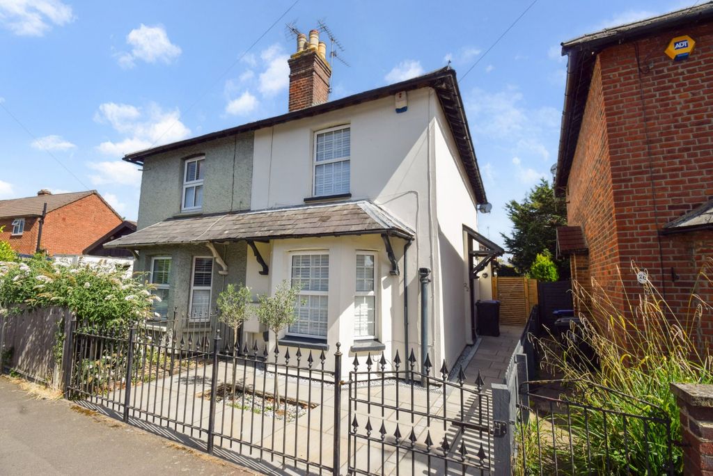 Property photo 1 of 16 External