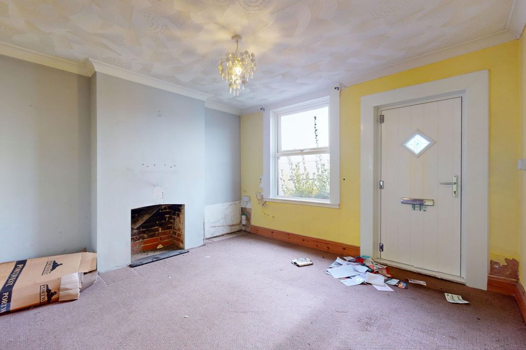 Property photo 2 of 13 5 Wimpole Road, New Town, Colchester Co1 2Bx