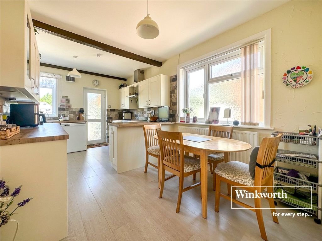 Property photo 2 of 15 Picture No. 07