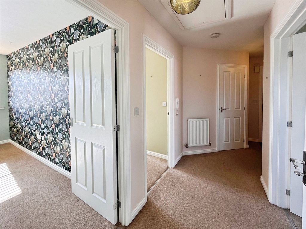 Property photo 2 of 12 Picture No. 02