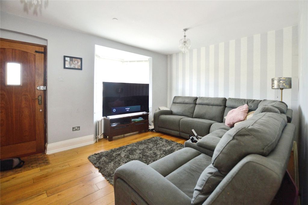 Property photo 2 of 21 Picture No. 02
