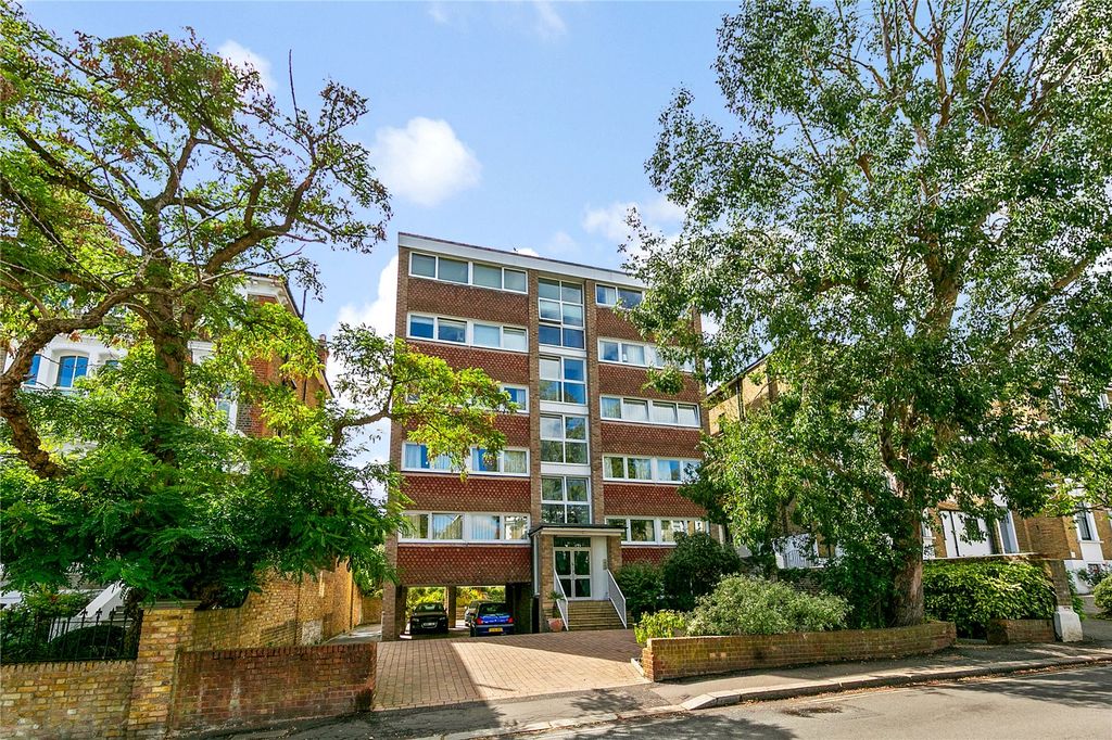 Property photo 1 of 18 Picture No. 02
