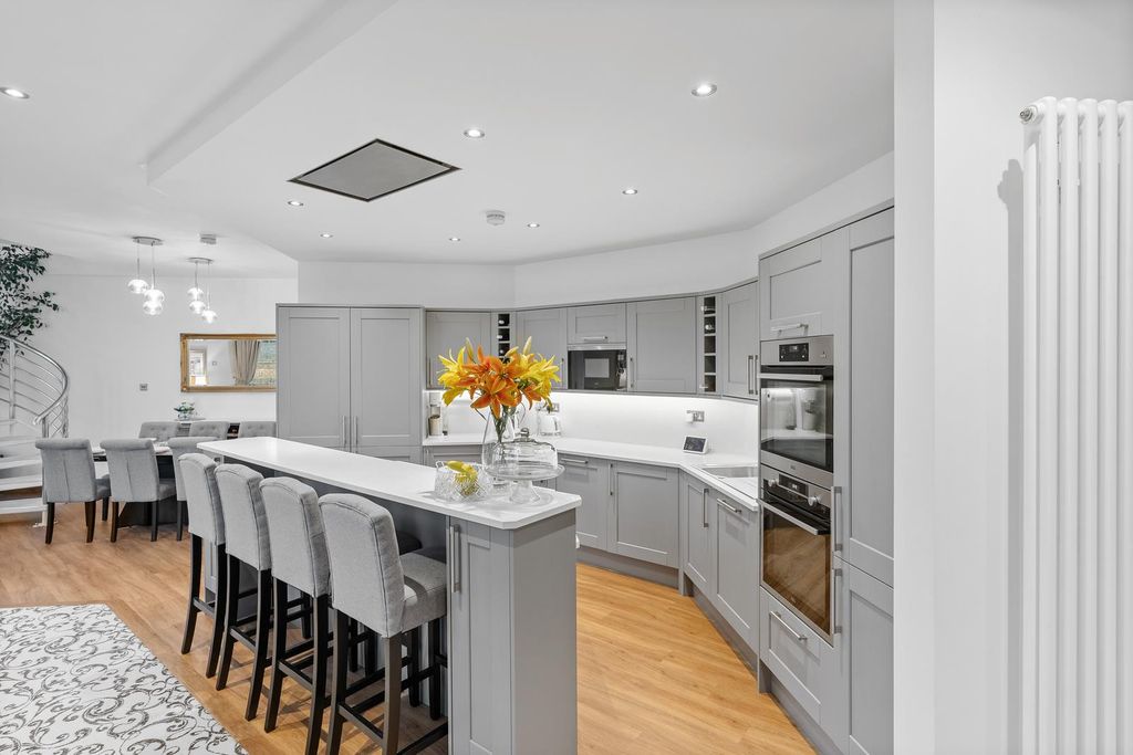 Property photo 2 of 15 i-Z4Dqmq7-X3.Jpg