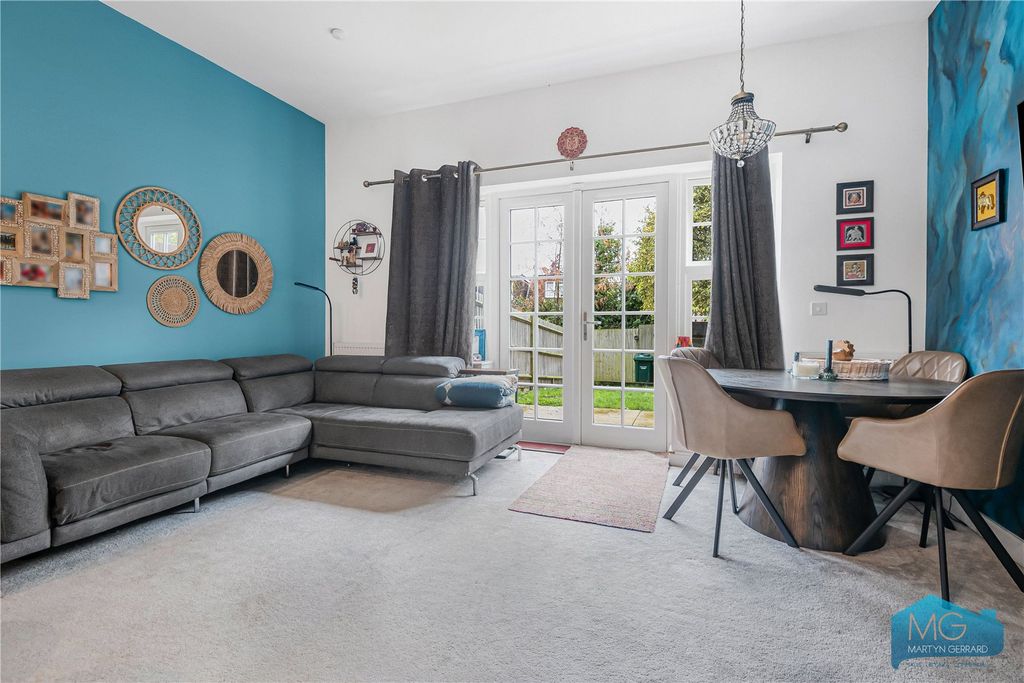 Property photo 2 of 26 Picture No. 08