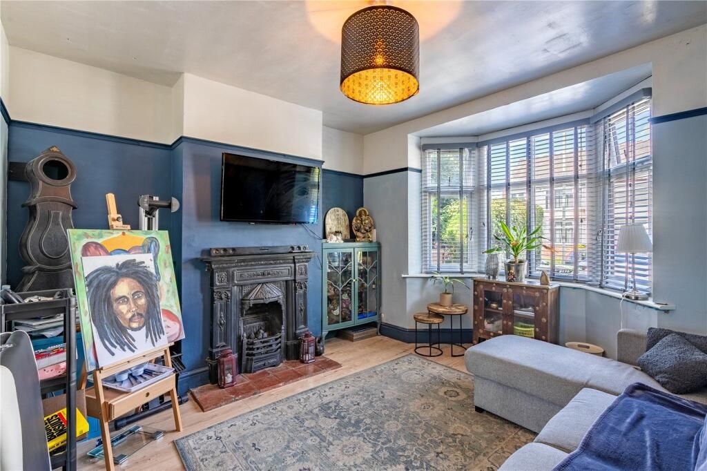 Property photo 3 of 16