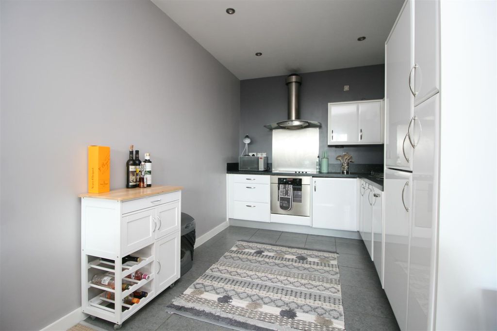 Property photo 1 of 11 Img_8168.Jpg