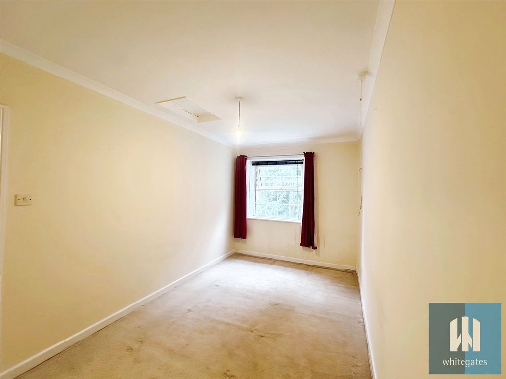 Property photo 3 of 8 Picture No. 20