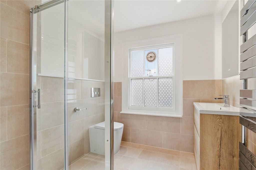 Property photo 3 of 7 Picture No. 17